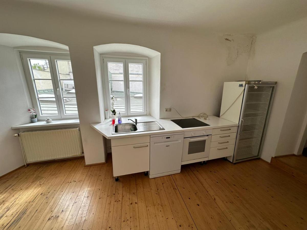 Central Plaza Family Apartment 2 Bedroom Bruckneudorf Esterno foto
