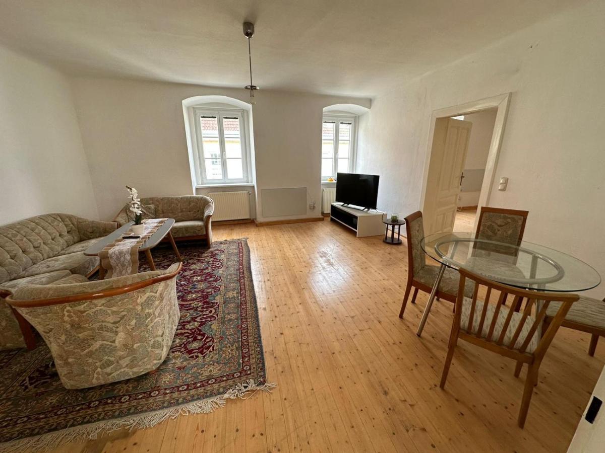 Central Plaza Family Apartment 2 Bedroom Bruckneudorf Esterno foto